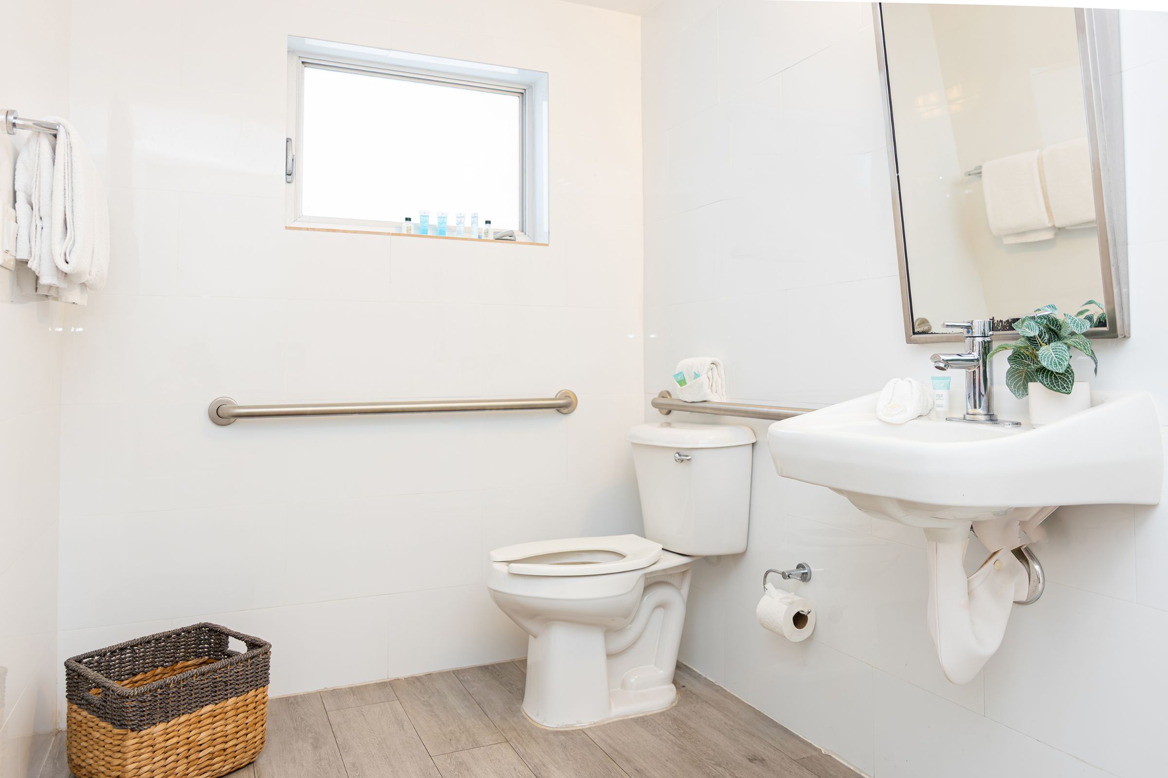 Beachside All Suites Hotel — photo 41 of 60
