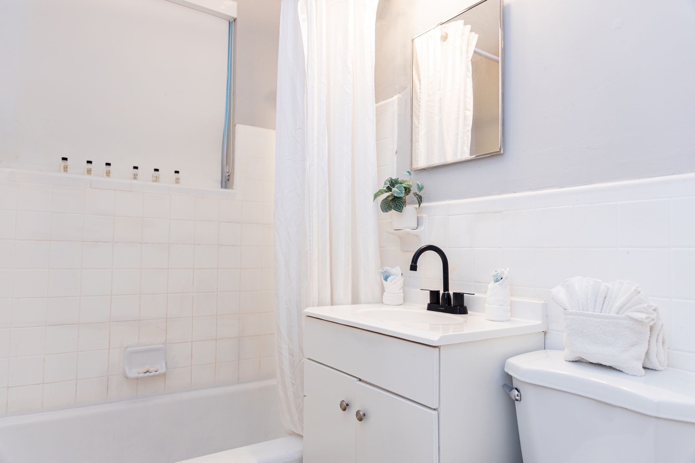 Beachside All Suites Hotel — photo 47 of 60